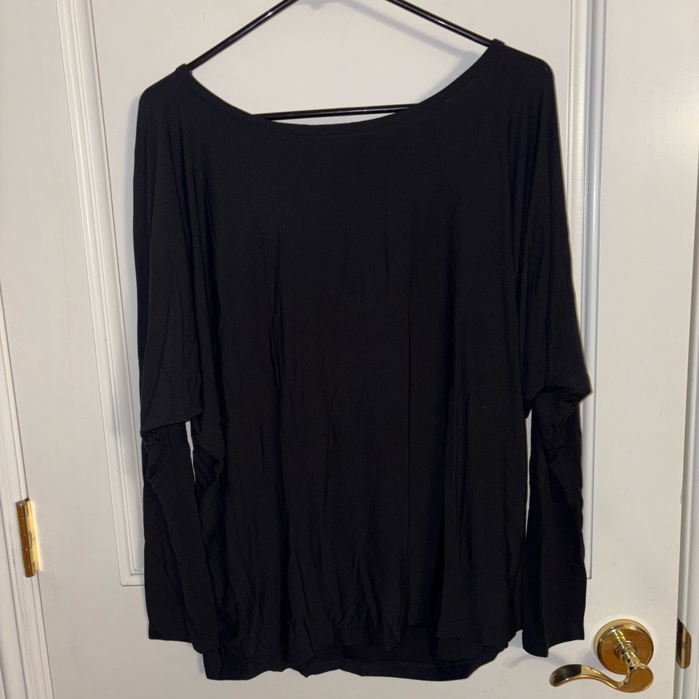 Vince Black Long Sleeve Women's Top with Open Back